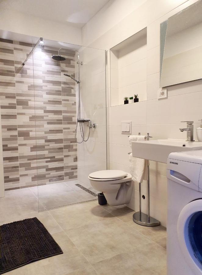 Sea Star Apartments Pjescana Uvala Εξωτερικό φωτογραφία